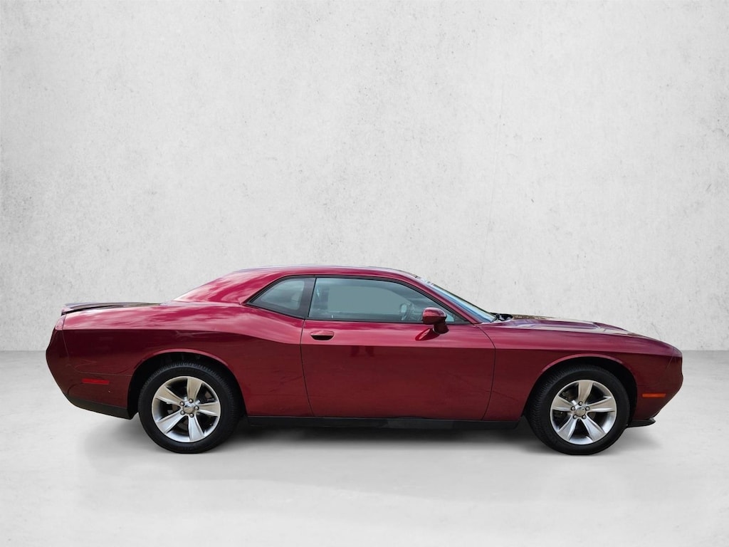 Used 2018 Dodge Challenger SXT Coupe