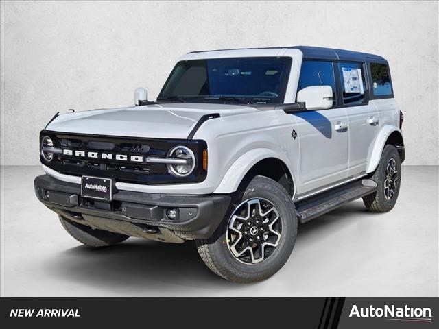 2025 Ford Bronco 4-Door Outer Banks's photo