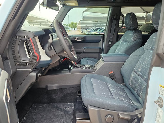 2025 Ford Bronco Heritage First Edition photo 4