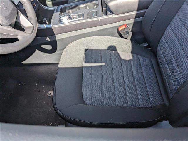 2024 Ford Edge SE photo 4