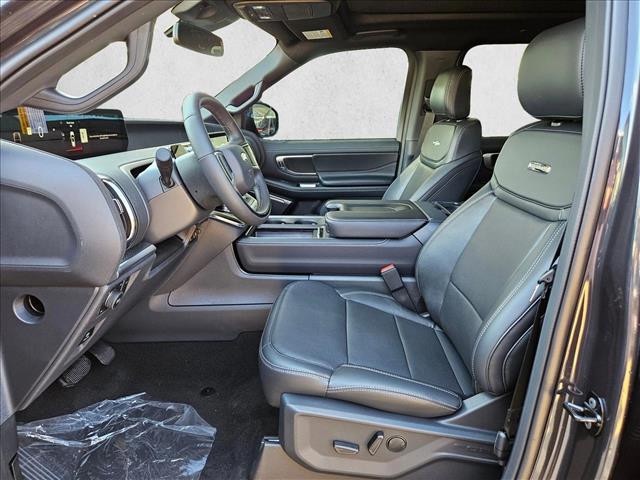 2025 Ford Expedition Platinum photo 4