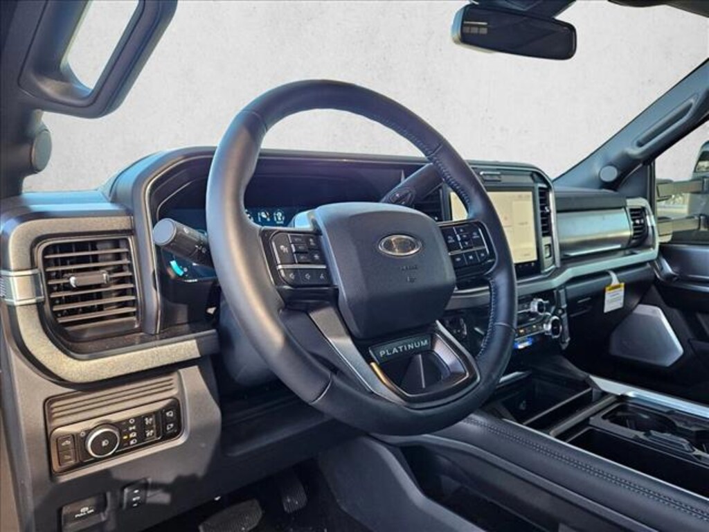 New 2026 Ford F-250 Platinum Truck Crew Cab