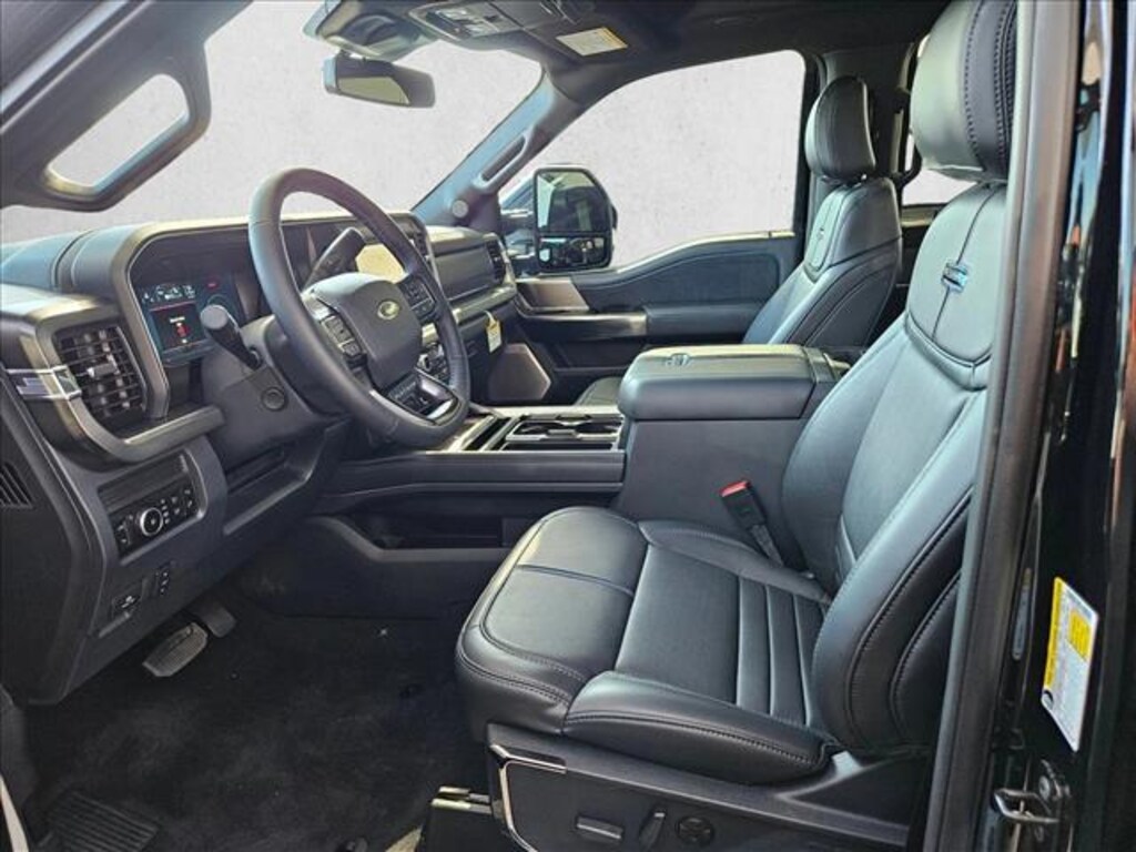 New 2026 Ford F-350 Platinum Truck Crew Cab