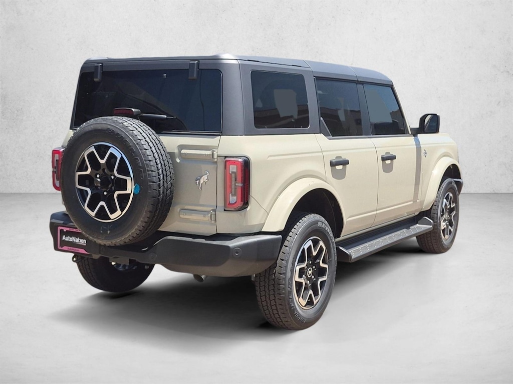 New 2026 Ford Bronco Outer Banks SUV