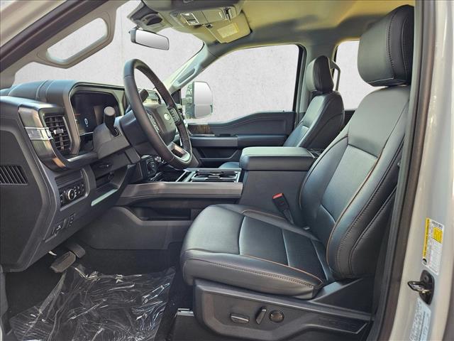 2026 Ford F-250 Lariat photo 4