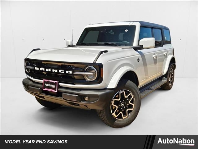 2025 Ford Bronco 4-Door Outer Banks's photo