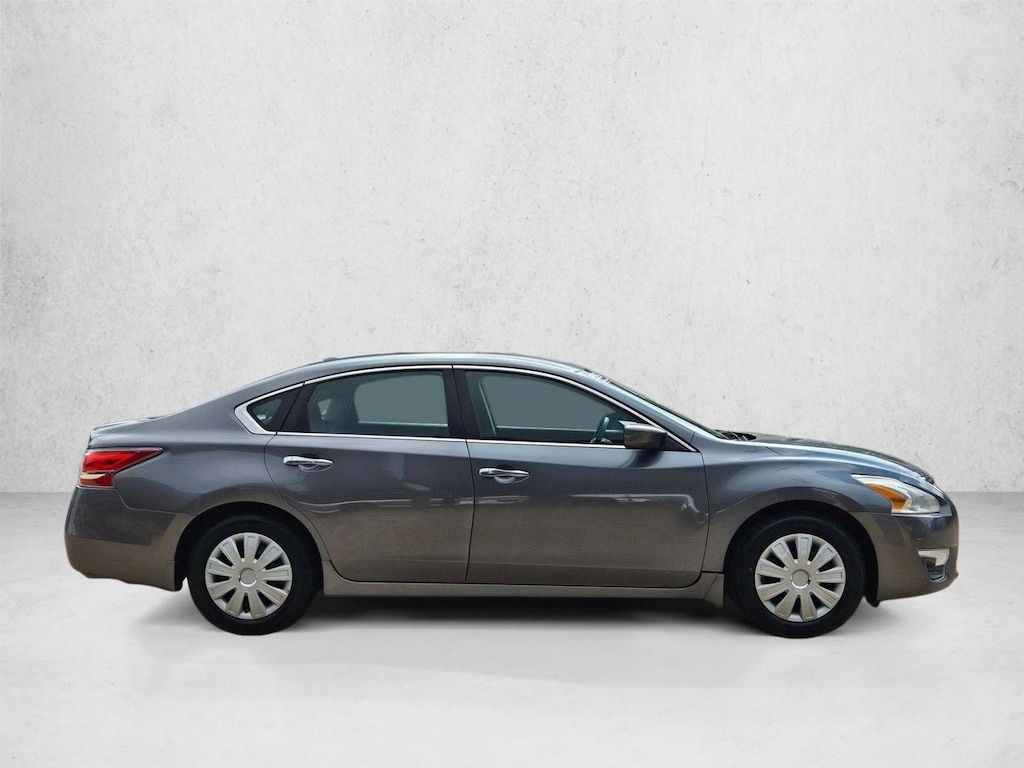 Used 2015 Nissan Altima 2.5 S Sedan