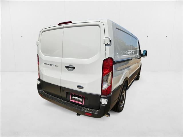 2025 Ford Transit photo 2