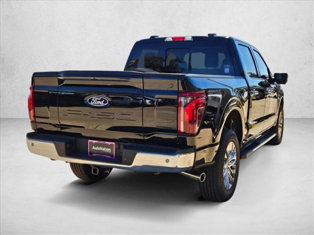 New 2025 Ford F-150 LARIAT Truck SuperCrew Cab