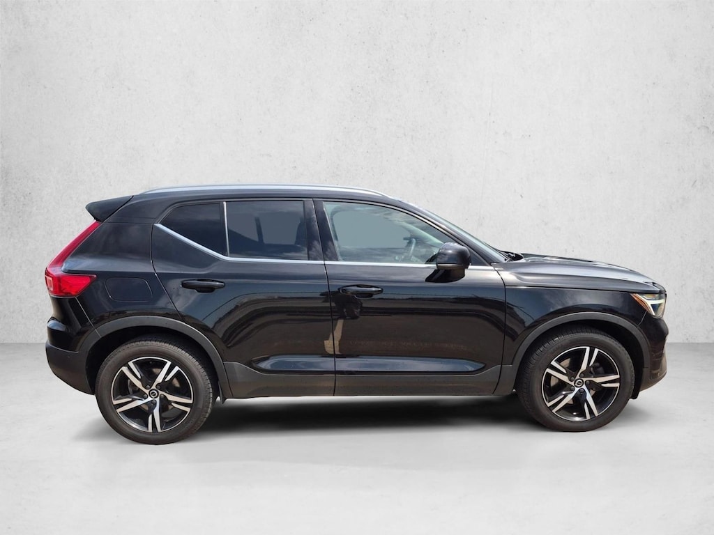 Used 2023 Volvo XC40 Plus Bright Theme SUV