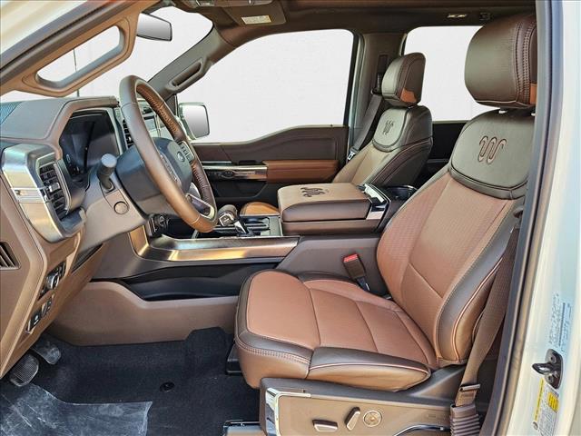 2025 Ford F-150 King Ranch photo 4