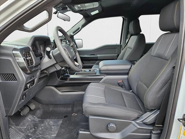 2025 Ford F-150 STX photo 4