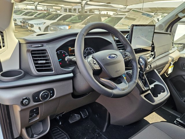 2025 Ford Transit photo 3