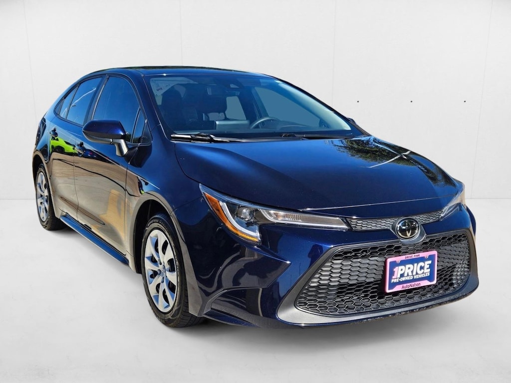 Used 2022 Toyota Corolla LE Sedan