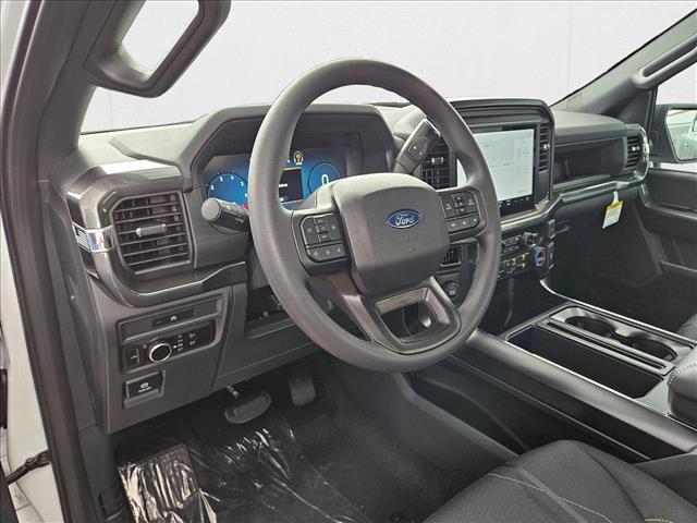 2025 Ford F-150 STX photo 3