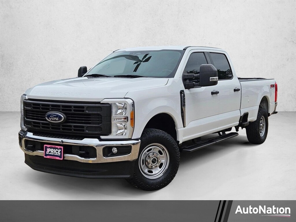 Used 2023 Ford F-250 XL Truck Crew Cab