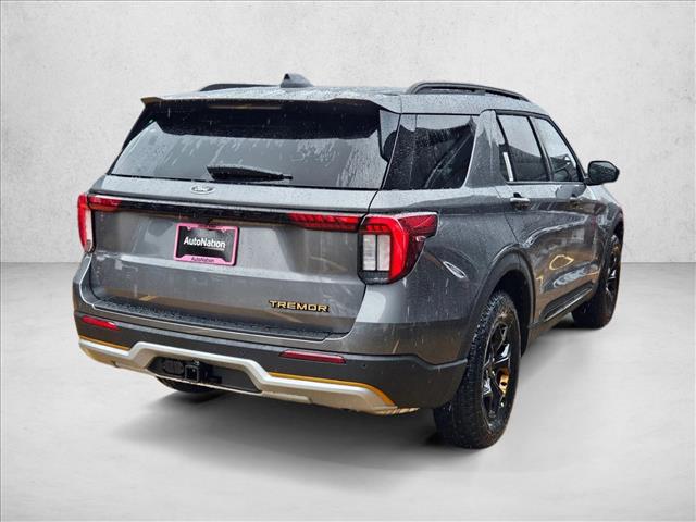 2026 Ford Explorer photo 2