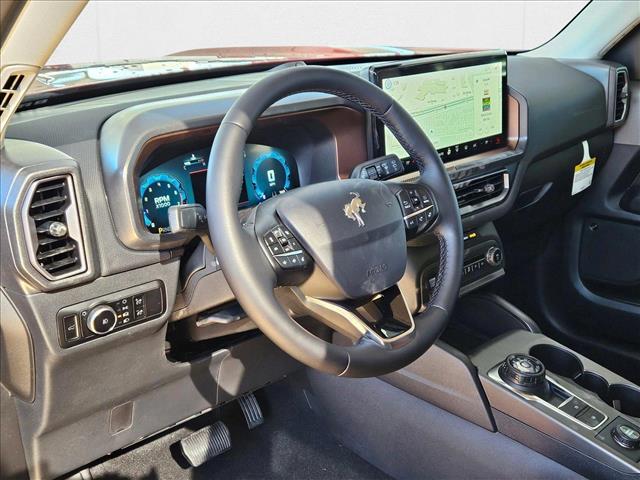2025 Ford Bronco Sport Outer Banks photo 3