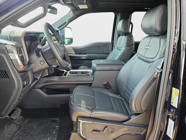 2026 Ford F-350 Platinum photo 4