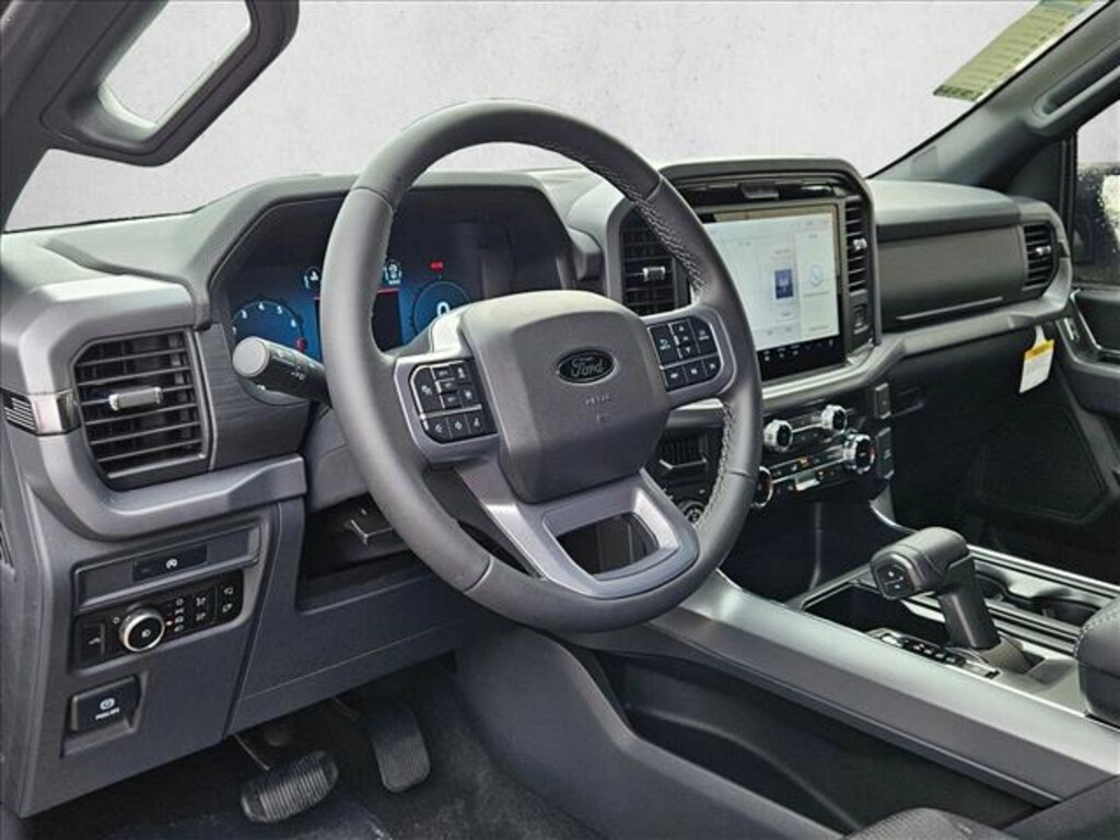 New 2025 Ford F-150 XLT Truck SuperCrew Cab