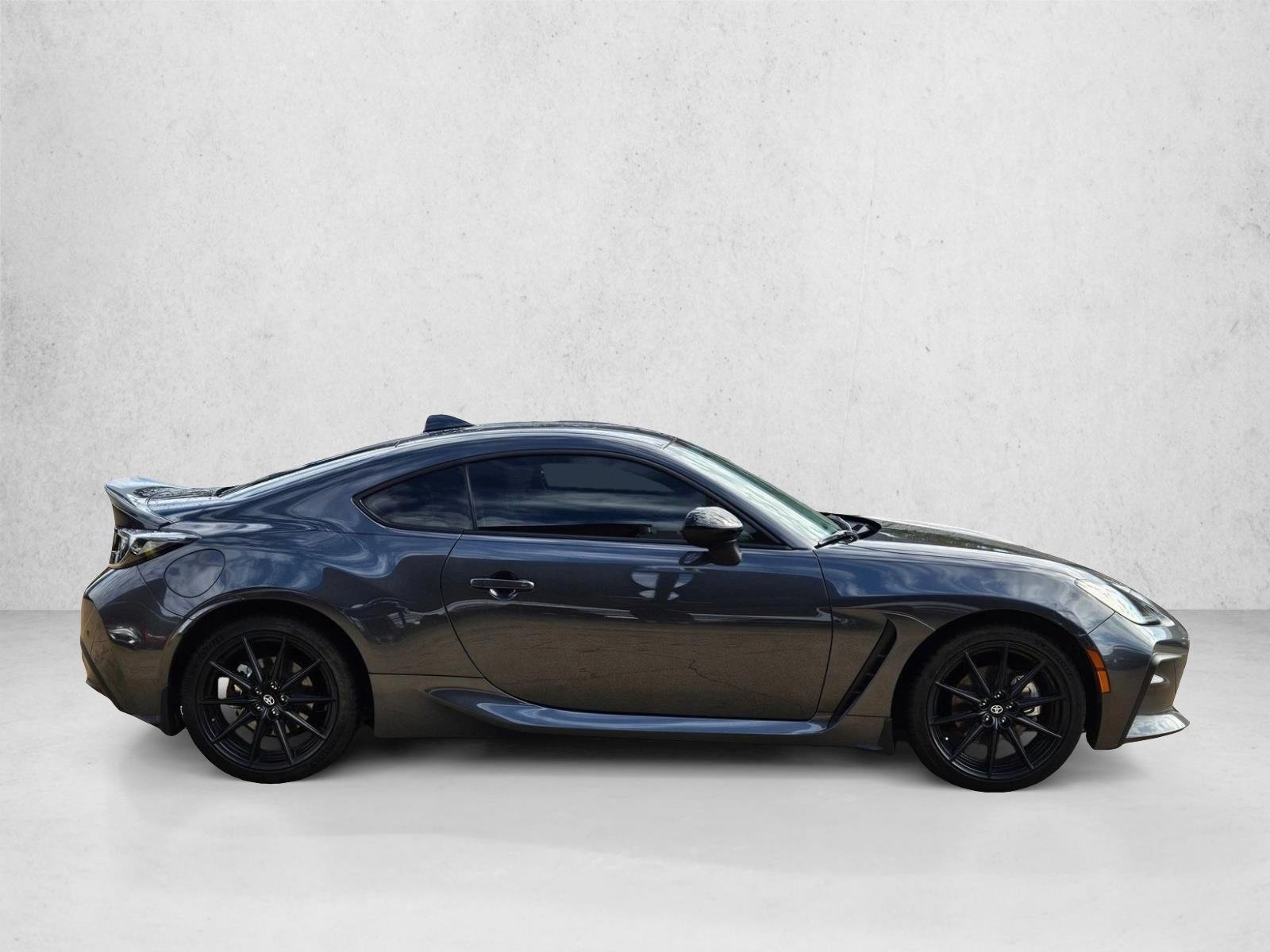 2025 Toyota GR86 Premium photo 4