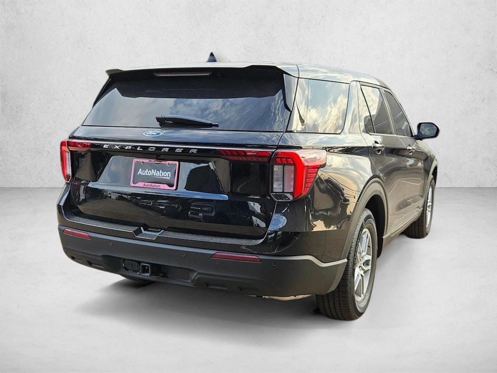 New 2026 Ford Explorer Active w/100A Pkg SUV