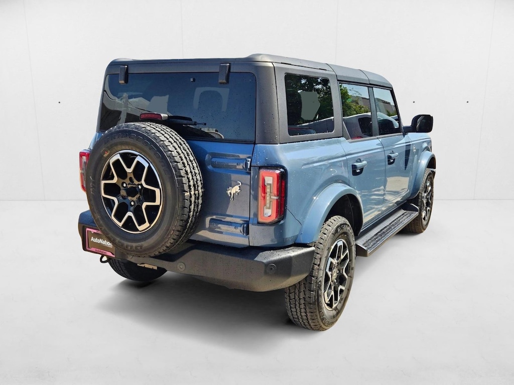 New 2025 Ford Bronco Outer Banks SUV