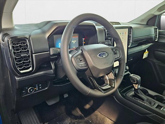 2025 Ford Ranger XLT photo 2