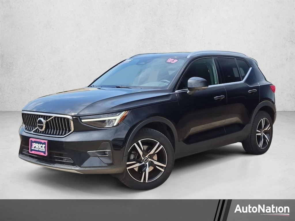Used 2023 Volvo XC40 Plus Bright Theme SUV