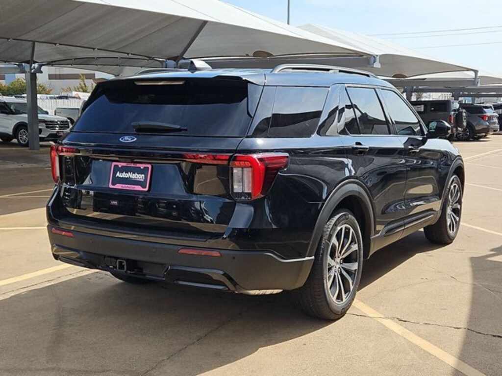 New 2026 Ford Explorer ST-Line SUV