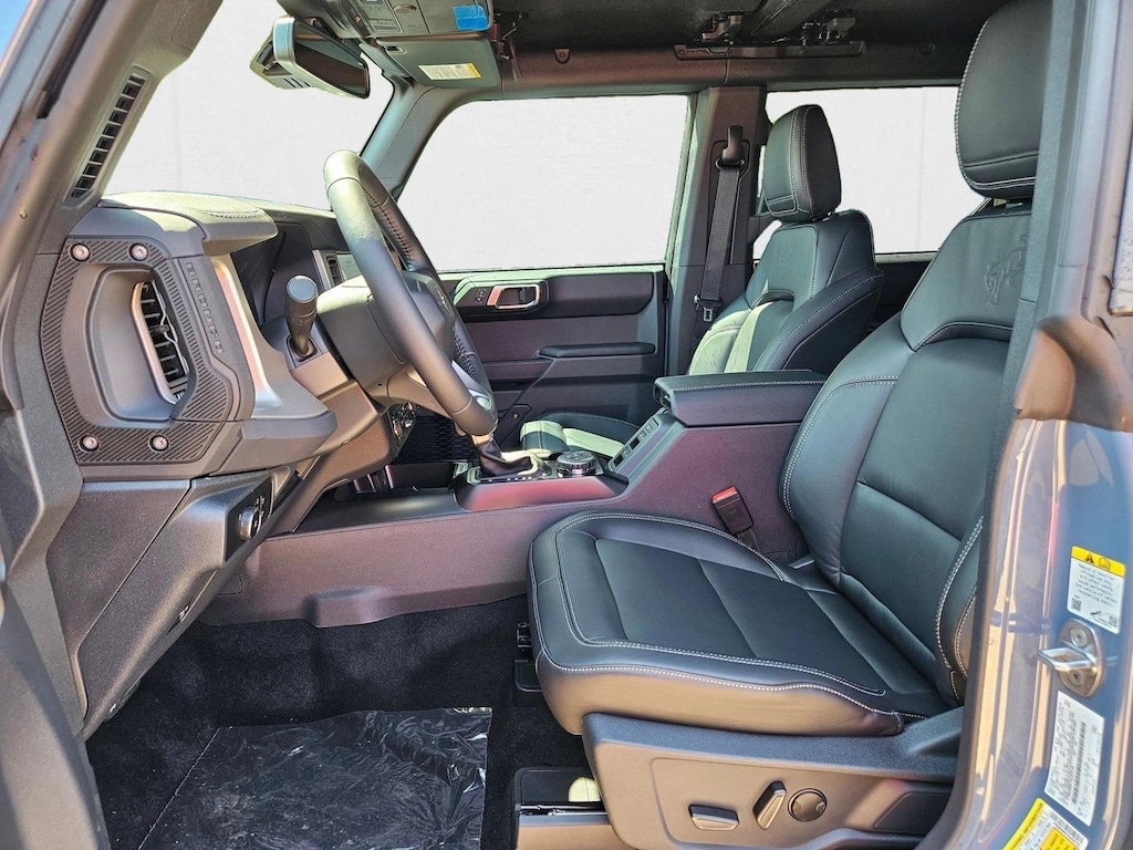 New 2025 Ford Bronco Outer Banks SUV