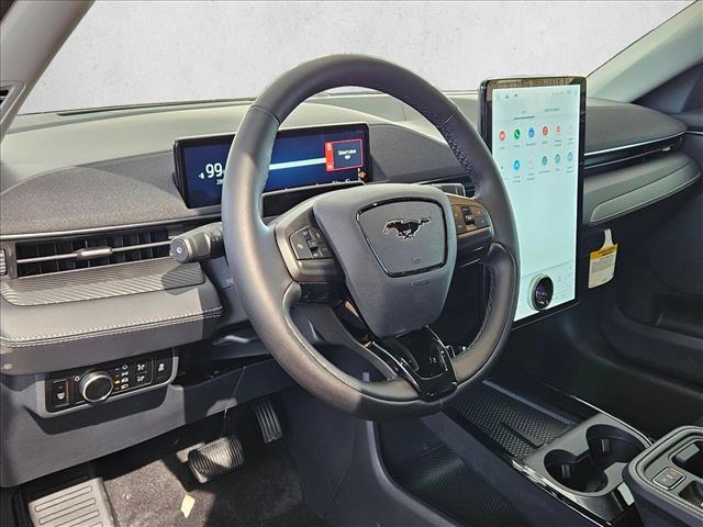 2025 Ford Mustang Mach-E Select photo 3