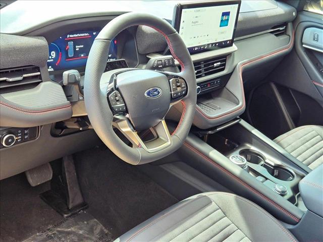 2025 Ford Explorer ST-Line photo 2