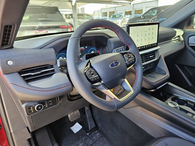 2025 Ford Explorer ST-Line photo 2