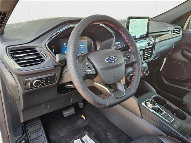 2025 Ford Escape ST-Line photo 3