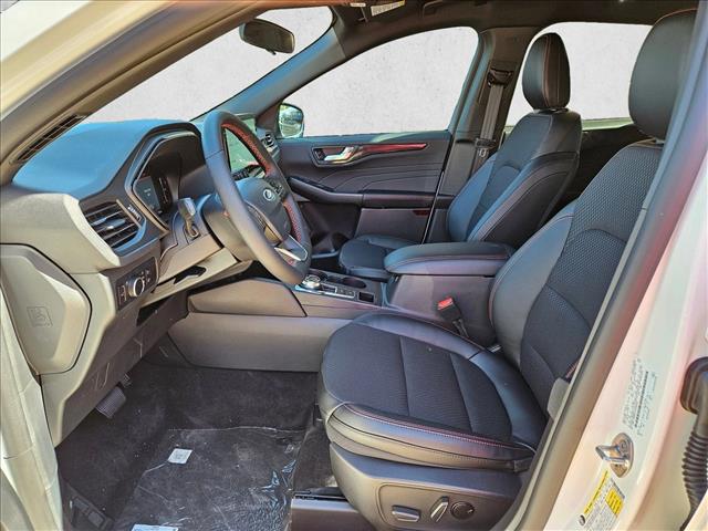 2026 Ford Escape ST-Line Sport photo 4