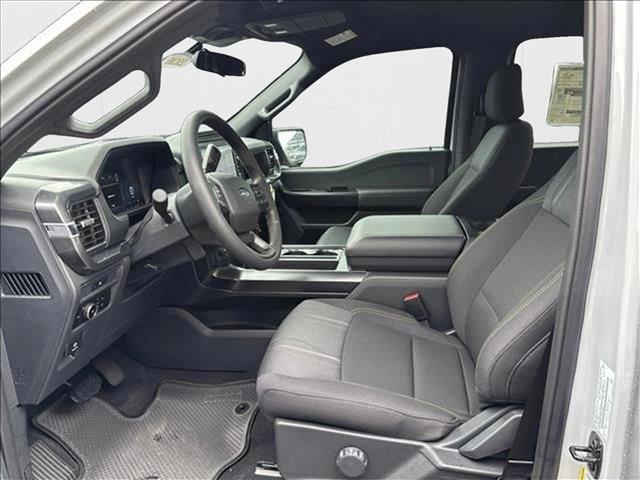 2025 Ford F-150 STX photo 4