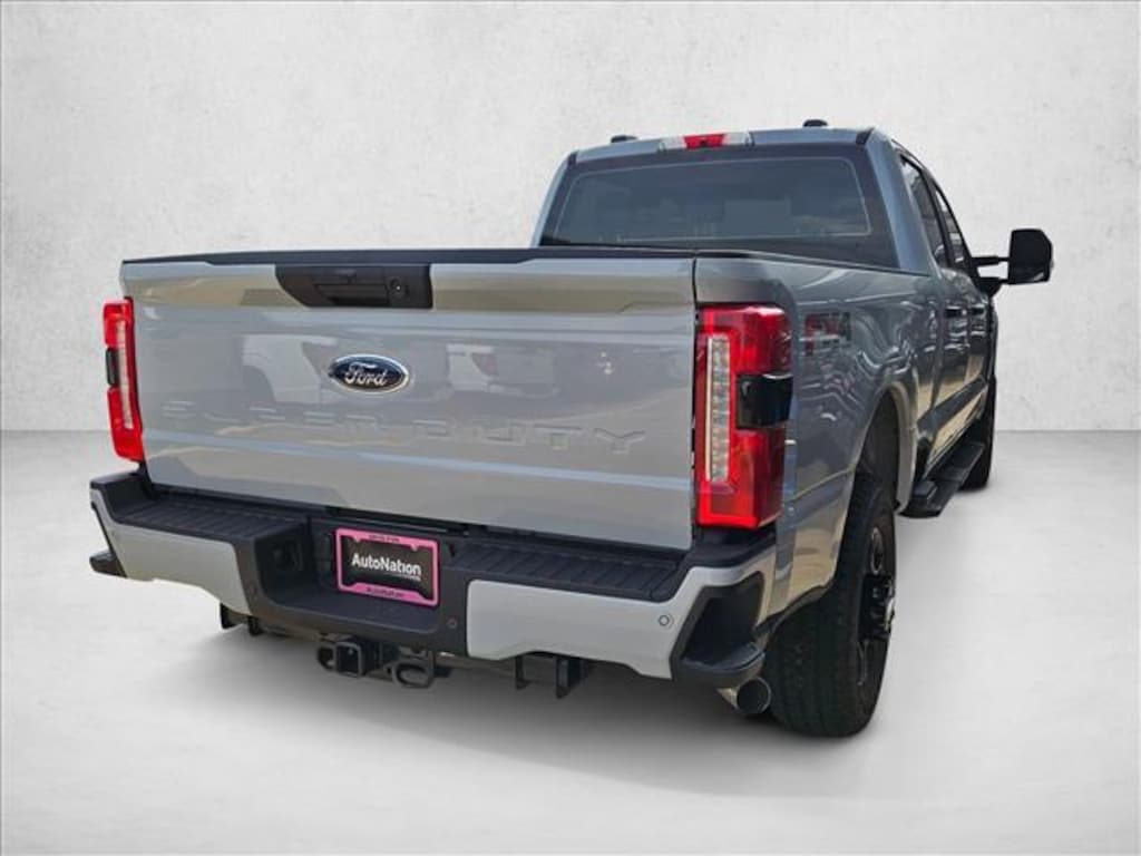 New 2026 Ford F-250 XL Truck Crew Cab