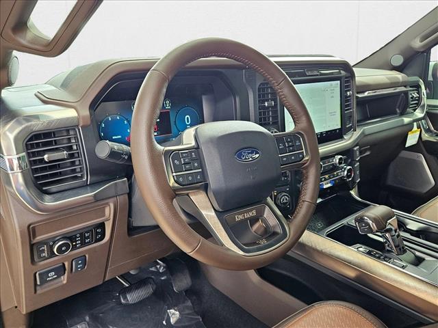 2025 Ford F-150 King Ranch photo 3