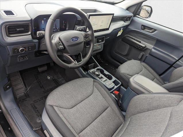 2025 Ford Maverick XLT photo 3