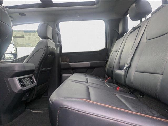 2025 Ford F-250 Super Duty Lariat - Photo 17