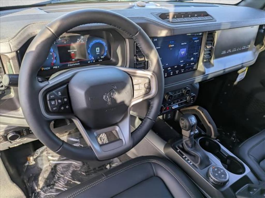 New 2025 Ford Bronco Badlands SUV