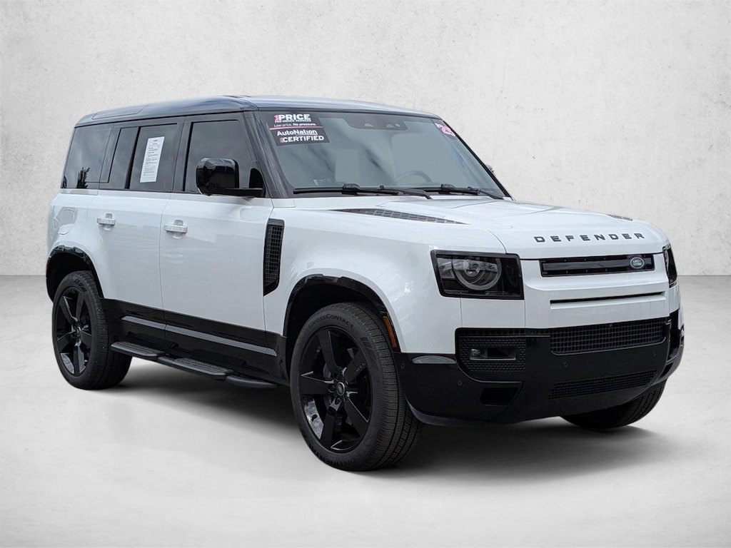 Used 2025 Land Rover Defender 110 X-Dynamic SE SUV
