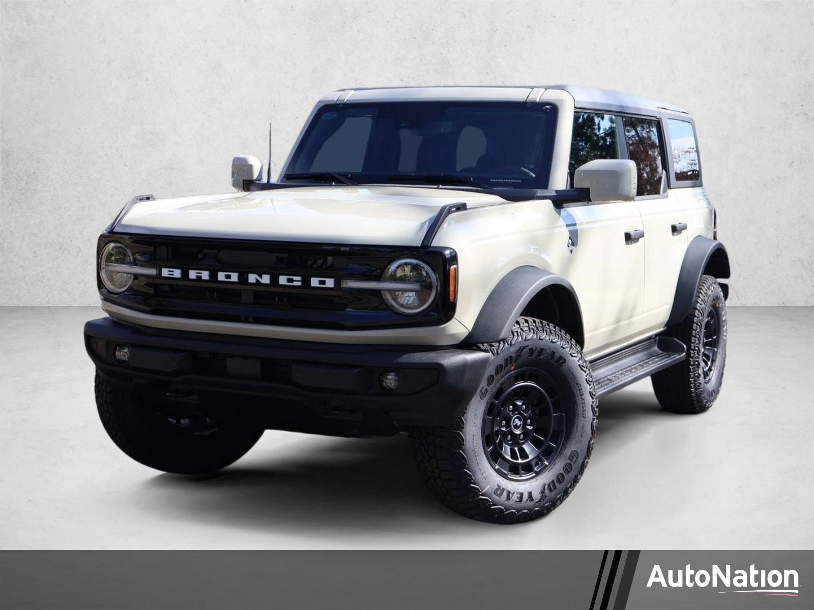 2026 Ford Bronco Outer Banks 4x4's photo