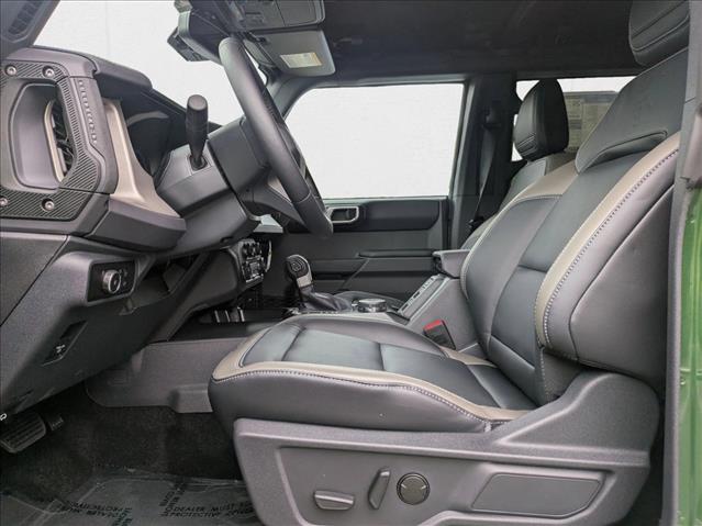 2025 Ford Bronco Outer Banks photo 4