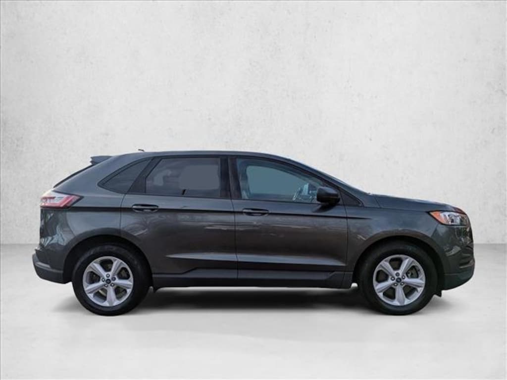 Used 2020 Ford Edge SE SUV
