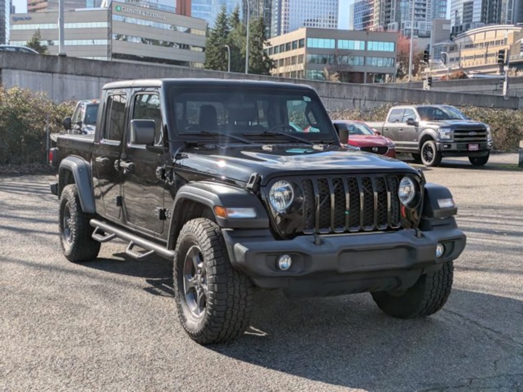 Used 2020 Jeep Gladiator Sport S Truck Crew Cab