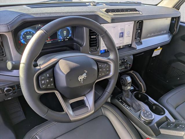 2025 Ford Bronco Badlands photo 3