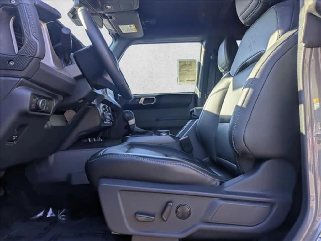 New 2025 Ford Bronco Outer Banks SUV