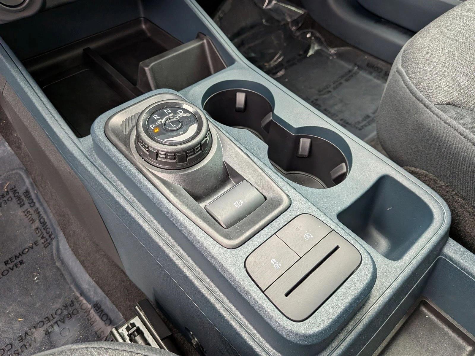 2025 Ford Maverick XLT - Photo 14